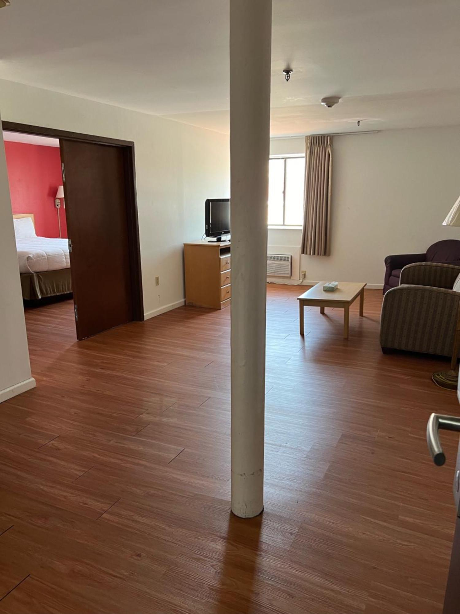 Pottsville Hotel